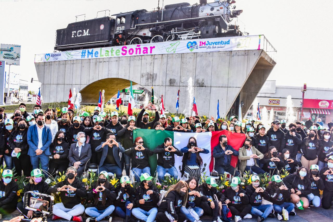 500 jóvenes tlaxcaltecas viajarán a 85 países gracias a becas de Apizaco